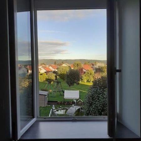 Frasne Logement Entier. Gite Les Brimbelles エクステリア 写真