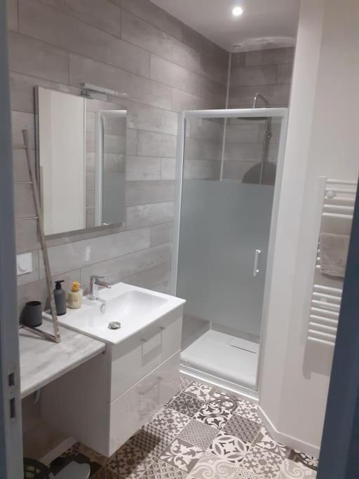 Frasne Logement Entier. Gite Les Brimbelles エクステリア 写真
